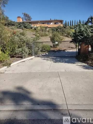 Main picture of 5230 Paseo Cameo