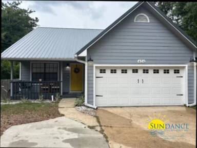 Main picture of 406 Monette Ave