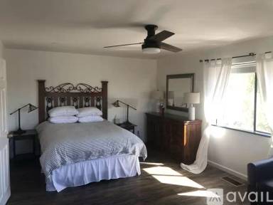 Main picture of 8101 Connecticut St NE