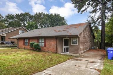 Main picture of 1166 Pinedale Cir NW