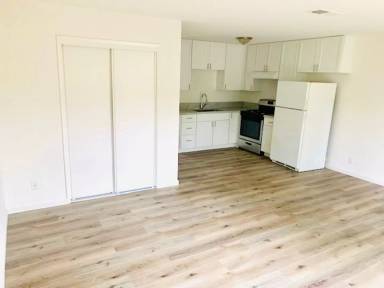 Main picture of 8838 8840 Lakeview Rd