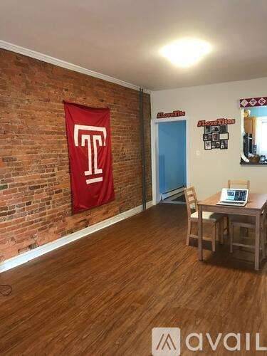 Main picture of 116 W Salaignac St