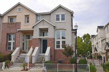 Main picture of 2933 1st St