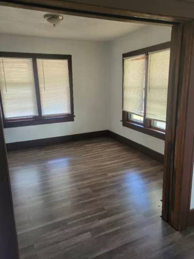 Main picture of 1061 Murray Ave