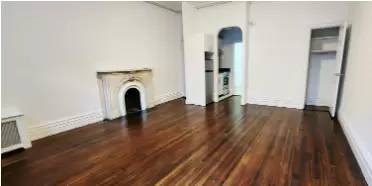 Main picture of E 61st St