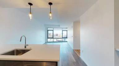 Main picture of 130 Shawmut Ave