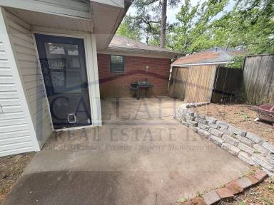 Main picture of 7420 Illinois St