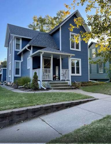 Main picture of 1336 Harrison Ave