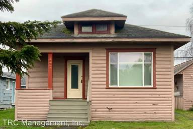 Main picture of 1905 Lombard Ave