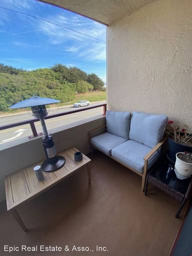 Main picture of 875 La Playa St