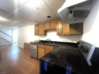 Main picture of 23 Water St
