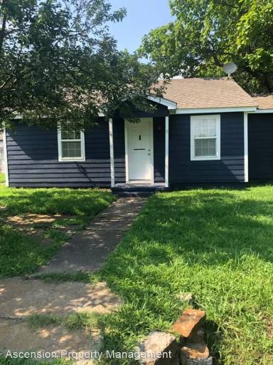 Main picture of 207 2nd St
