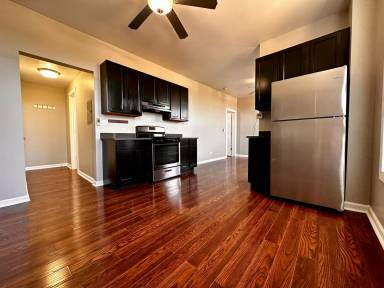 Main picture of 3235 S Racine Ave