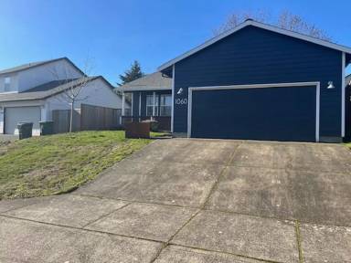 Main picture of 1060 SW View Crest Dr