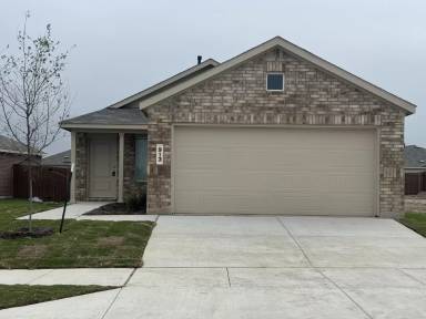 Main picture of 913 Birkdale Dr
