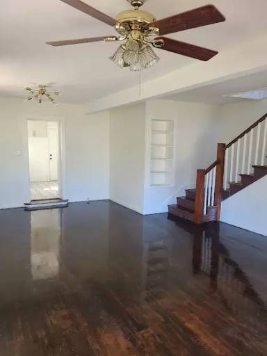 Main picture of 701 1/2 College St