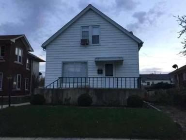 Main picture of 422 Bridge St