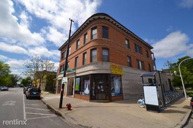 Main picture of 3122 N California Ave