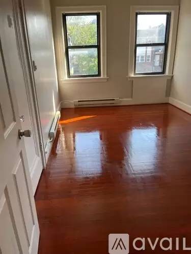 Main picture of 736 Brookline Blvd