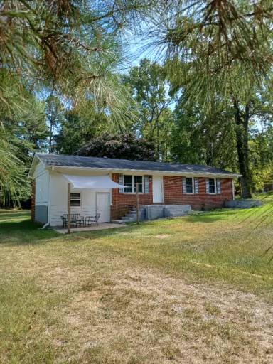 Main picture of 1308 Carroll Heights Rd
