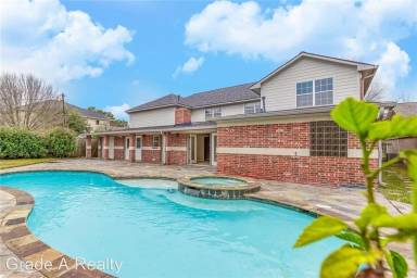 Main picture of 4319 Woodvalley Dr