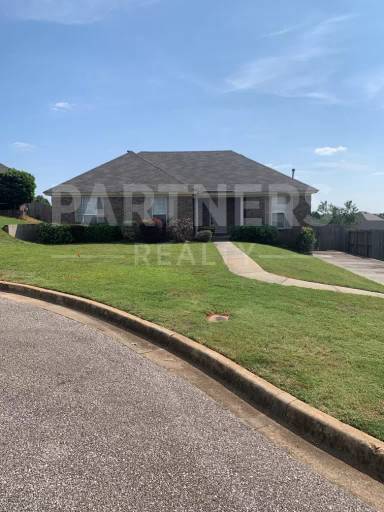 Main picture of 646 Little Farm Rd
