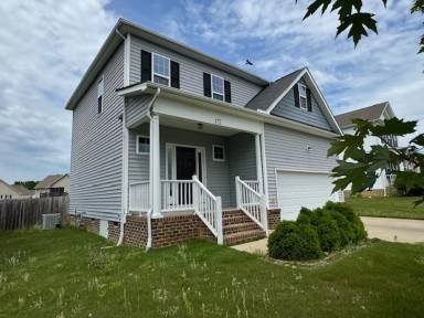 Main picture of 172 Jade St