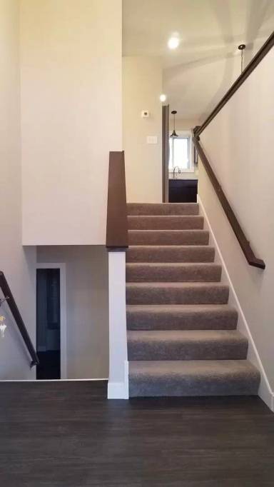 Main picture of 1048 Sharptail Run