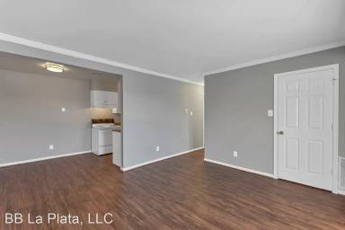 Main picture of Heritage & Heritage II Apartments