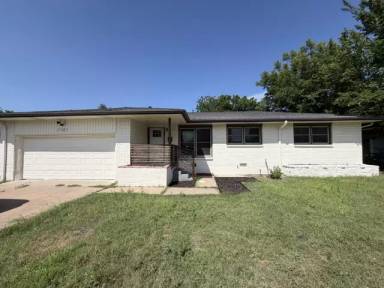 Main picture of 2903 NW 22nd St