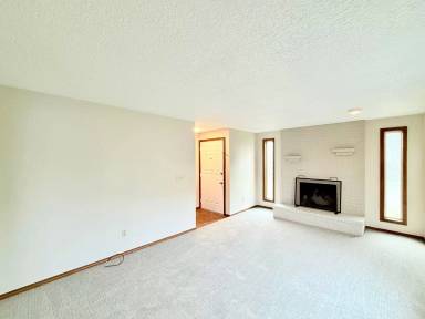 Main picture of 412 W 39th St
