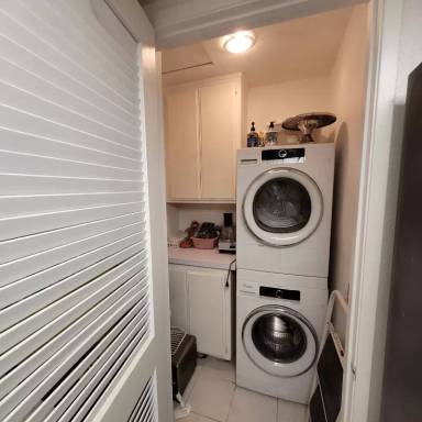 Main picture of 222 N Calle El Segundo