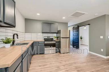 Main picture of 7770 S Kit Carson Dr
