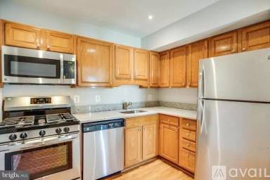 Main picture of 15 Canterbury Sq
