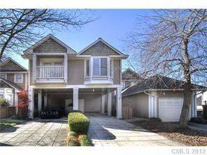 Main picture of 405 Clarkson Green St