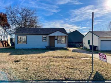 Main picture of 1006 E Campbell St