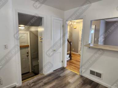 Main picture of 8259 Meyers Rd