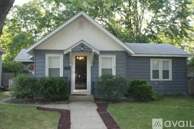 Main picture of 46 6th Ave S