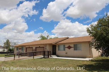 Main picture of 586 S Laporte Dr