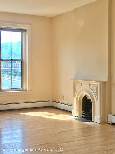 Main picture of 36 Holden St