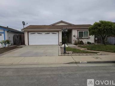 Main picture of 644 Heather Dr