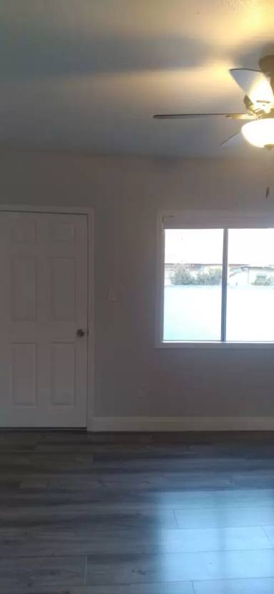 Main picture of 1346 E 75th St