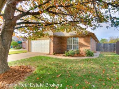 Main picture of 6905 NW 134th Ter