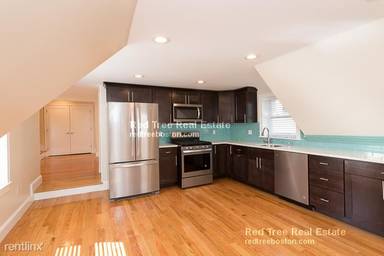 Main picture of 11 Rock Valley Ave