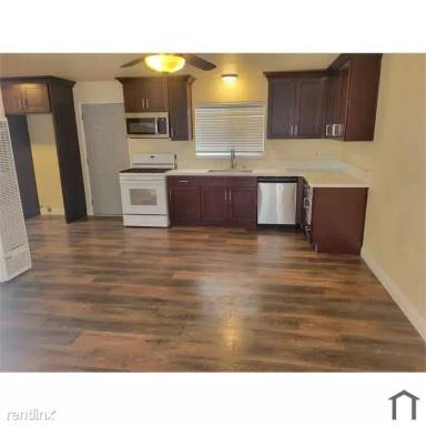Main picture of 3454 Spruce St