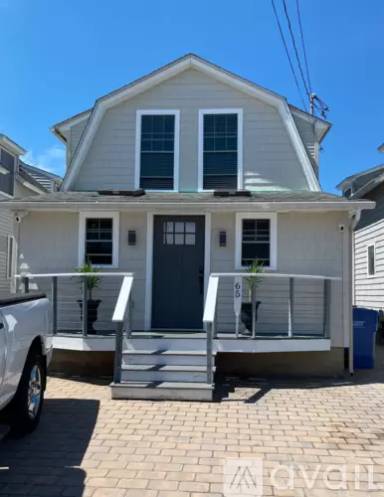 Main picture of 65 Breen Ave