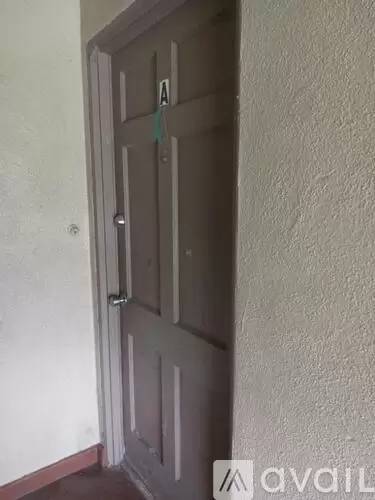 Main picture of 651 Virginia Cir