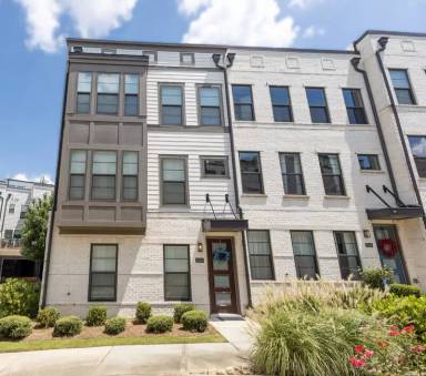 Main picture of 2110 Holtz Ln