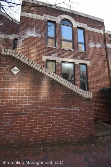 Main picture of 4818 Hampden Ln
