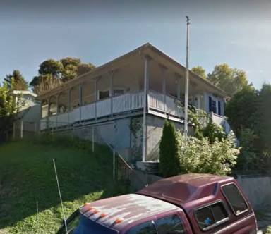 Main picture of 225 Lynn Ave
